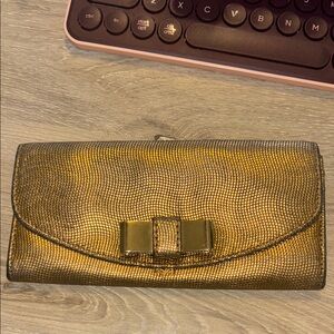Elegant Gold Clutch Bag